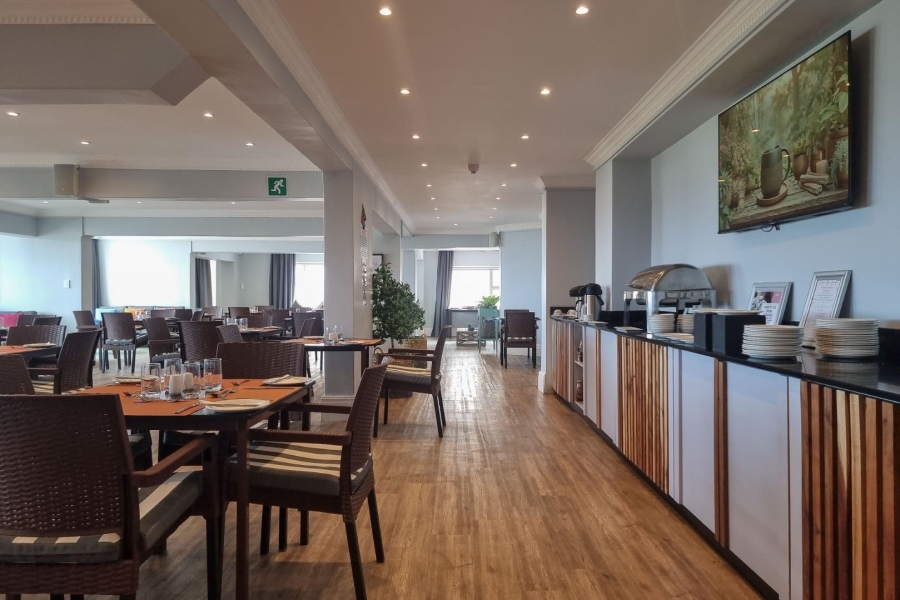 1 Bedroom Property for Sale in Three Anchor Bay Western Cape